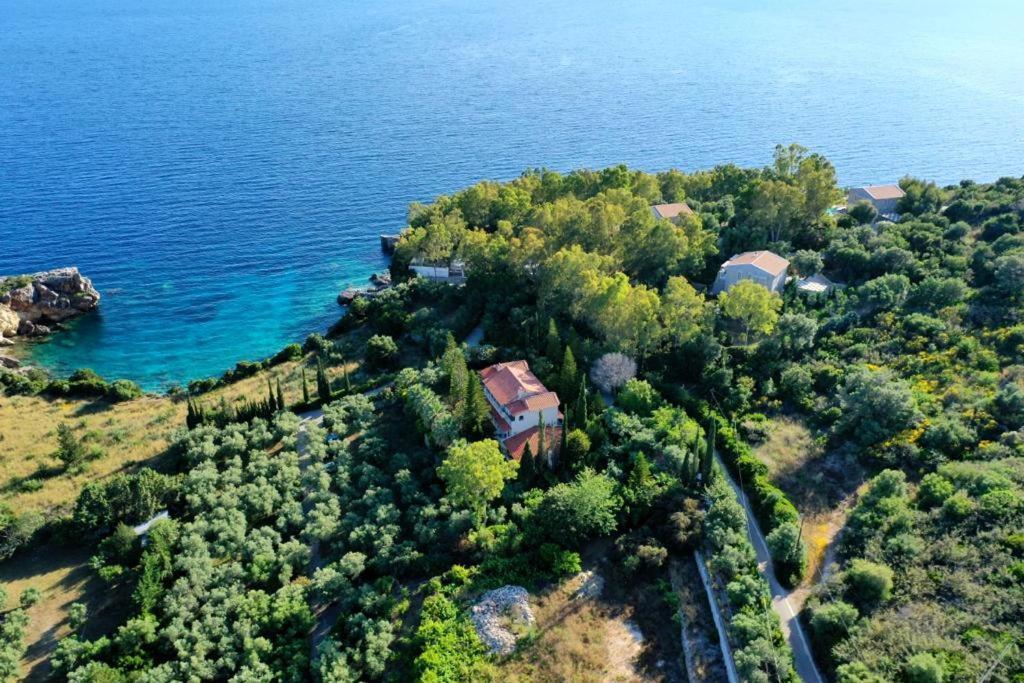 Vkastri Aparthotel Vassiliki Esterno foto